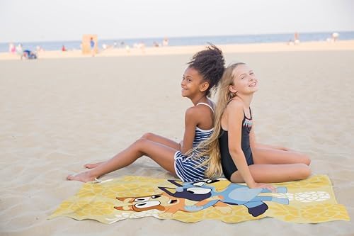 Jay Franco Bluey Bingo Kids Bath Towel - 28 x 58 inches