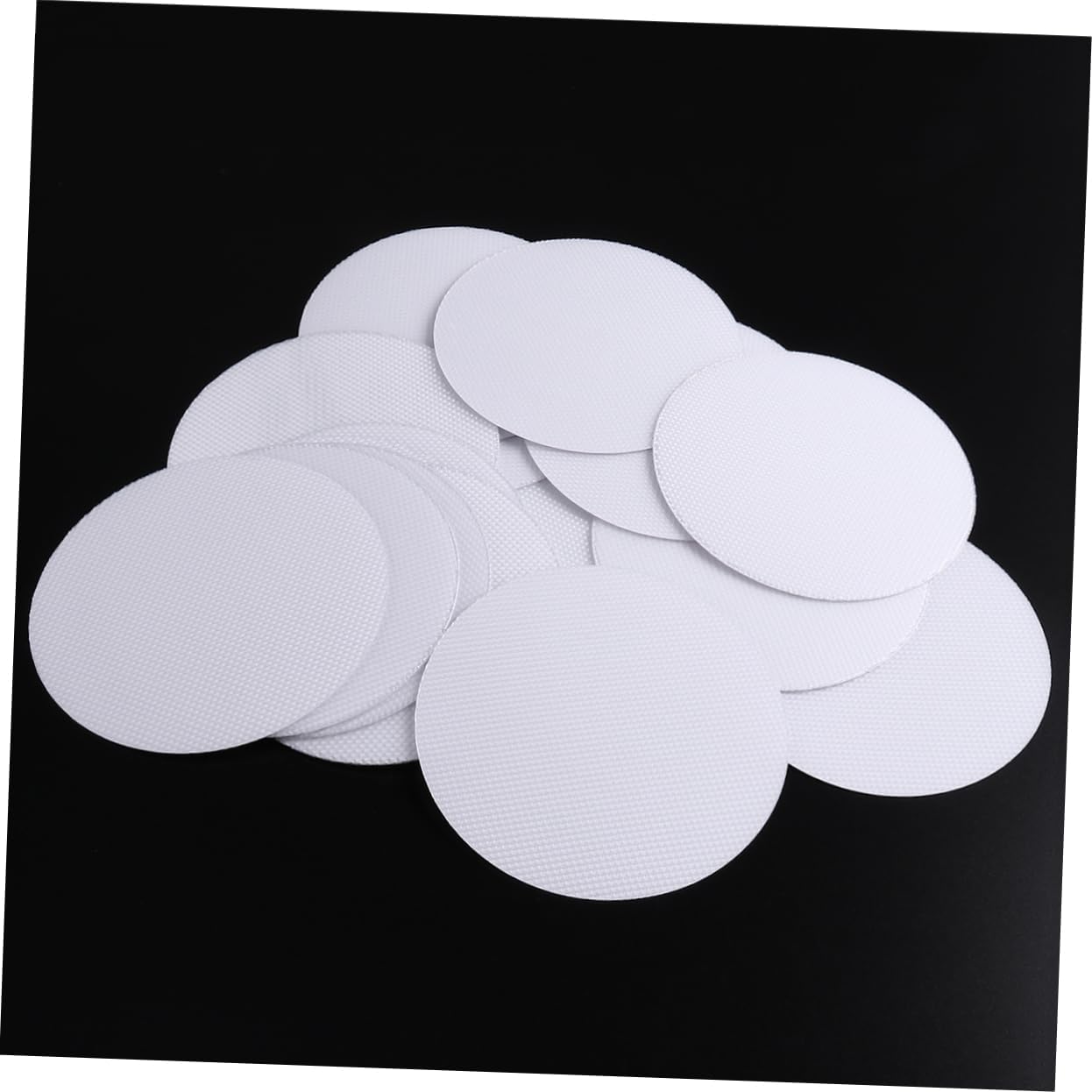 Stay safe in the bath with HEALLILY non-slip bathroom stickers