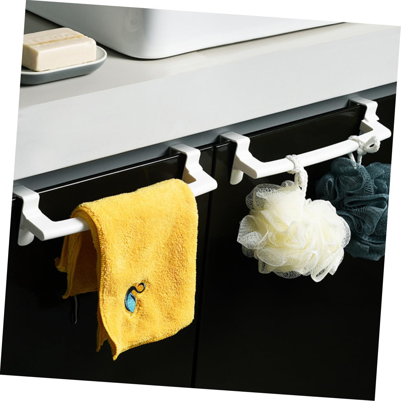 Space-Saving 2-Piece Towel Rack