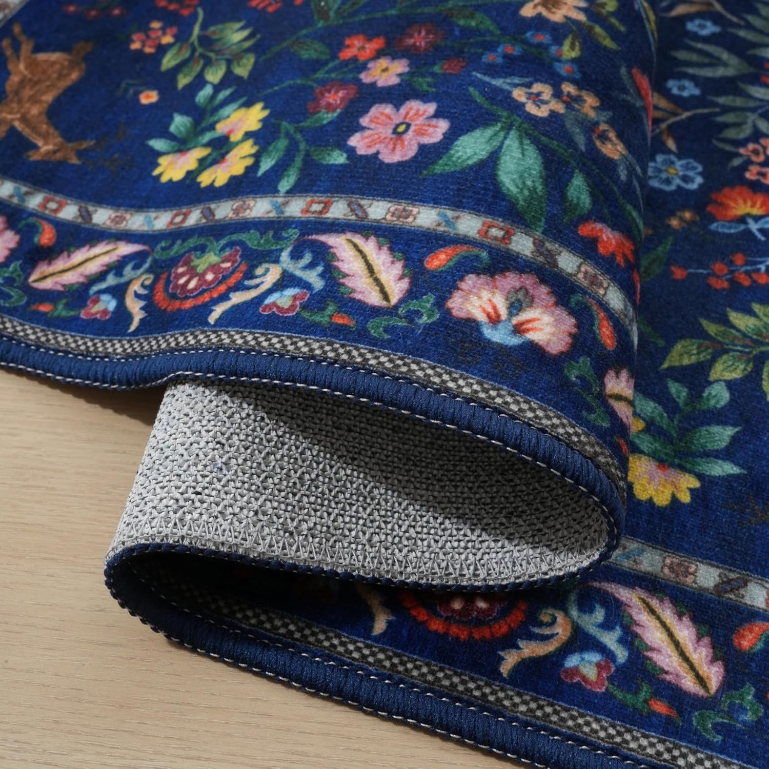 Vibrant Floral 6ft Round Non-Slip Washable Rug in Blue