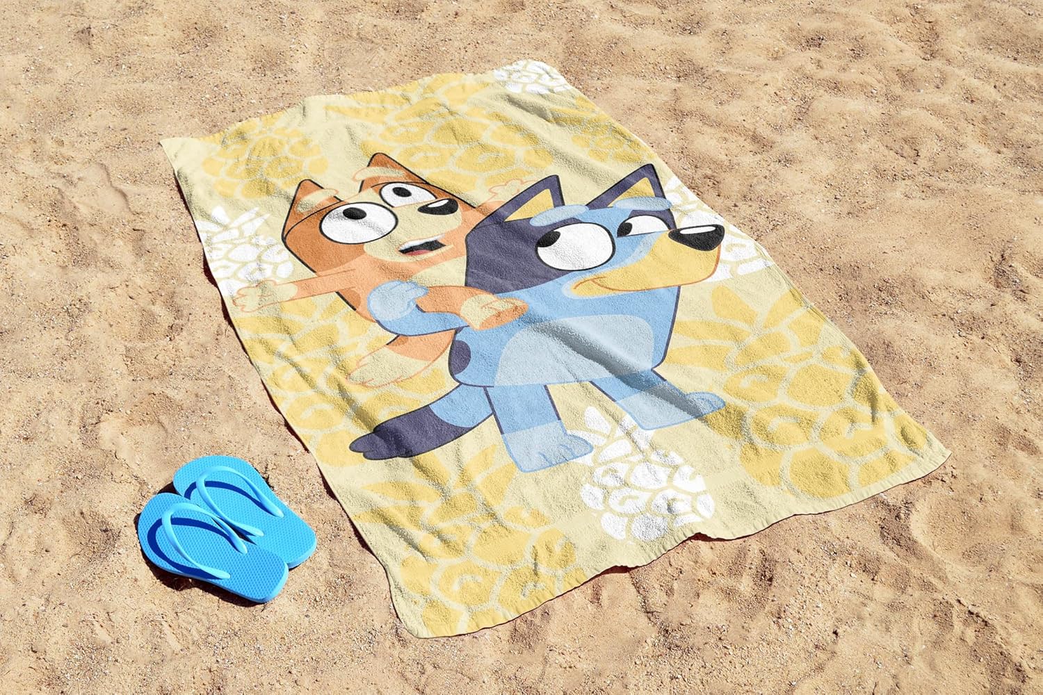 Jay Franco Bluey Bingo Kids Bath Towel - 28 x 58 inches
